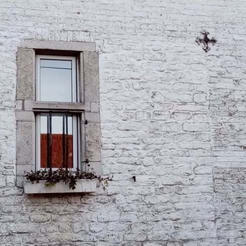 Fenêtre à traverse